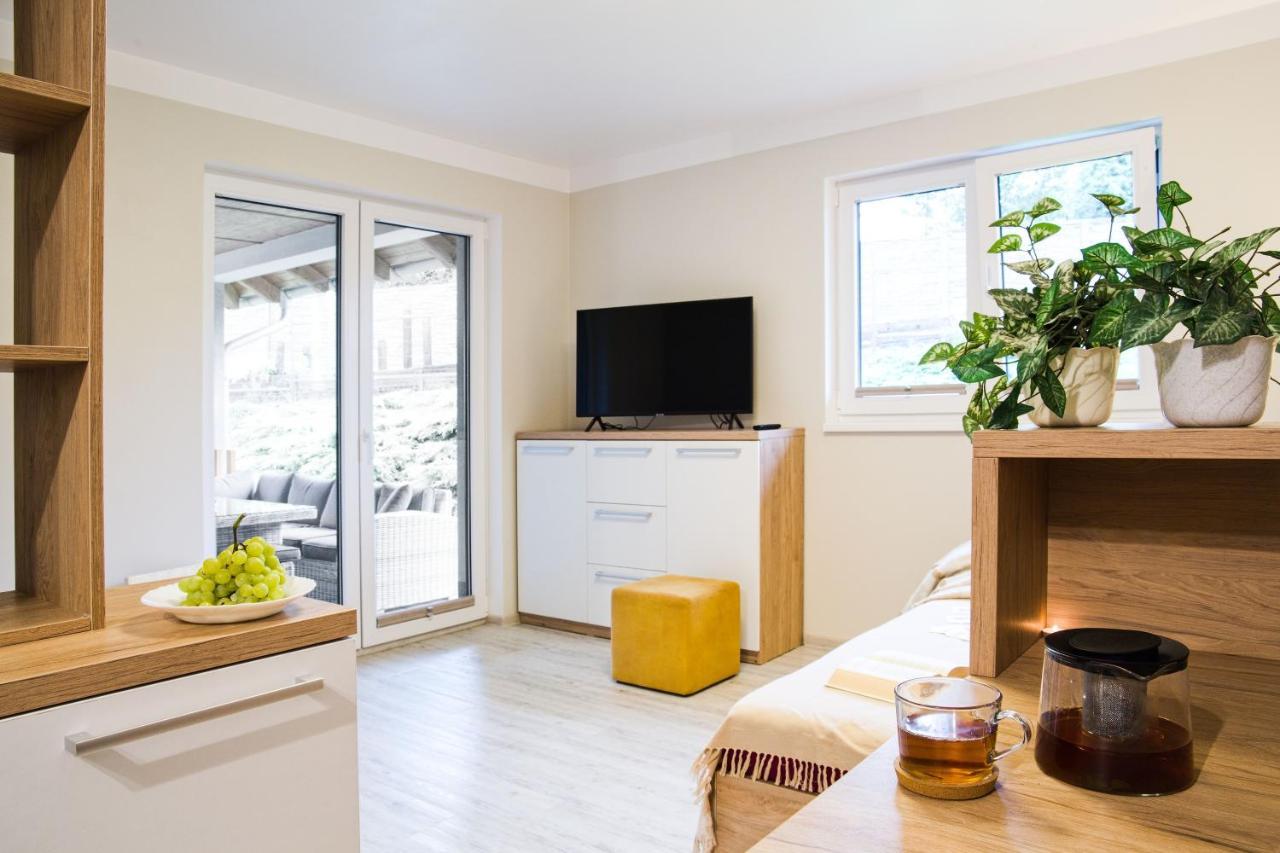 Apartmany A Wellness Vmal Skutec Bagian luar foto