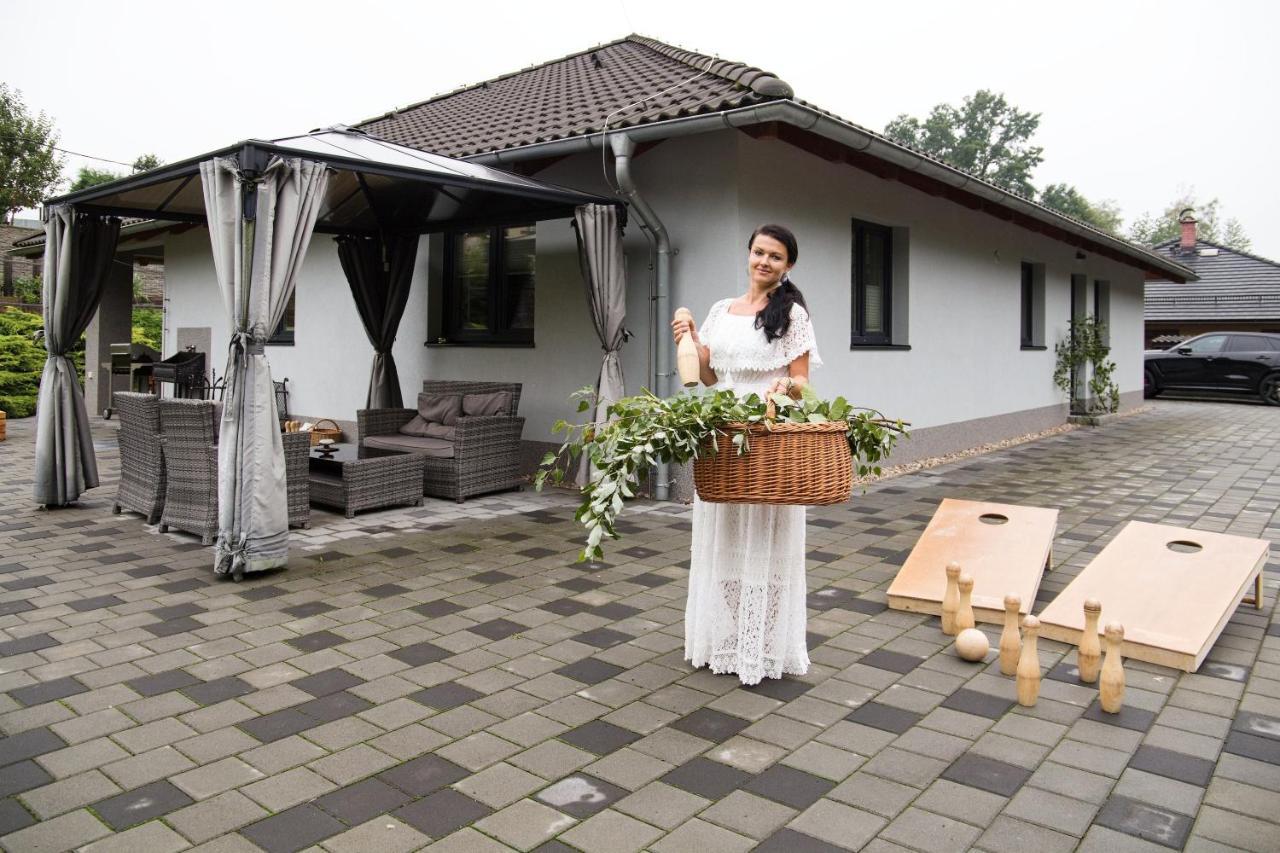 Apartmany A Wellness Vmal Skutec Bagian luar foto