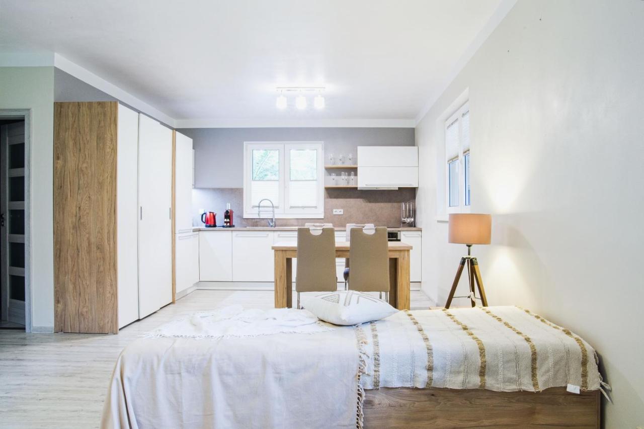 Apartmany A Wellness Vmal Skutec Bagian luar foto