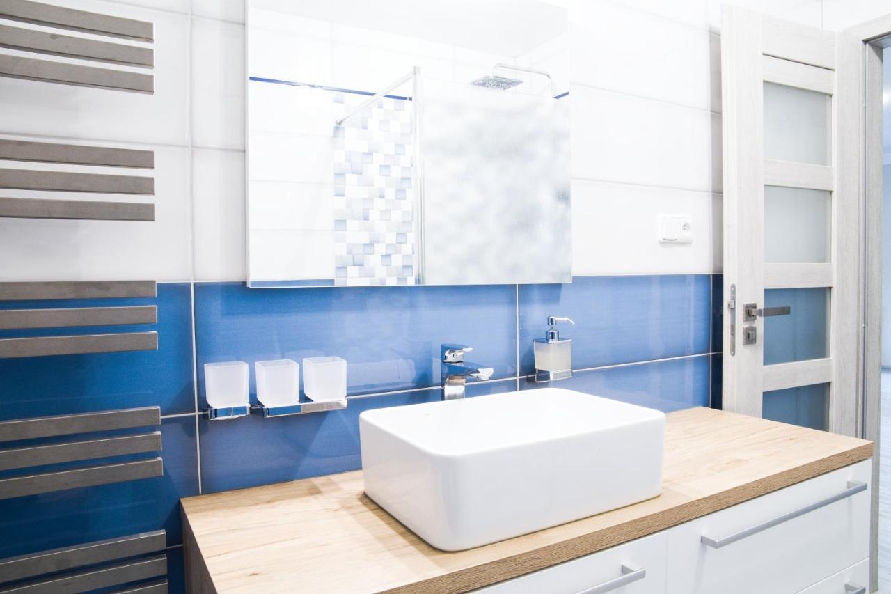 Apartmany A Wellness Vmal Skutec Bagian luar foto